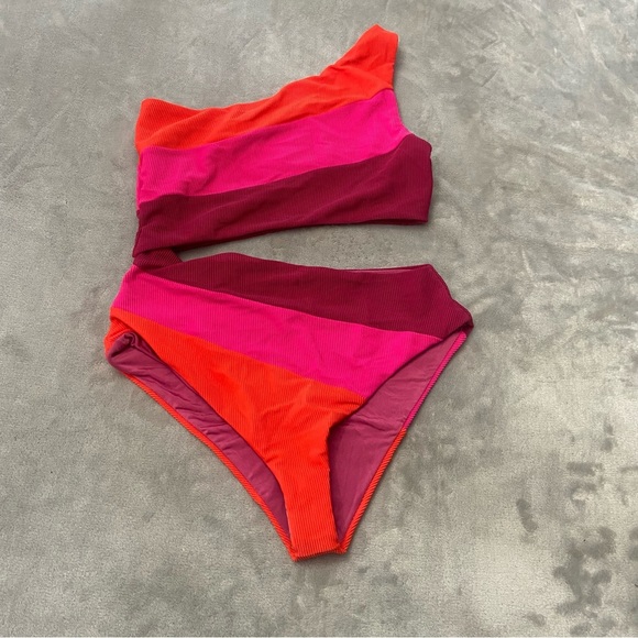 New! Beach Riot Joyce swimsuit be mine colorblock 27915 - Picture 3 of 9